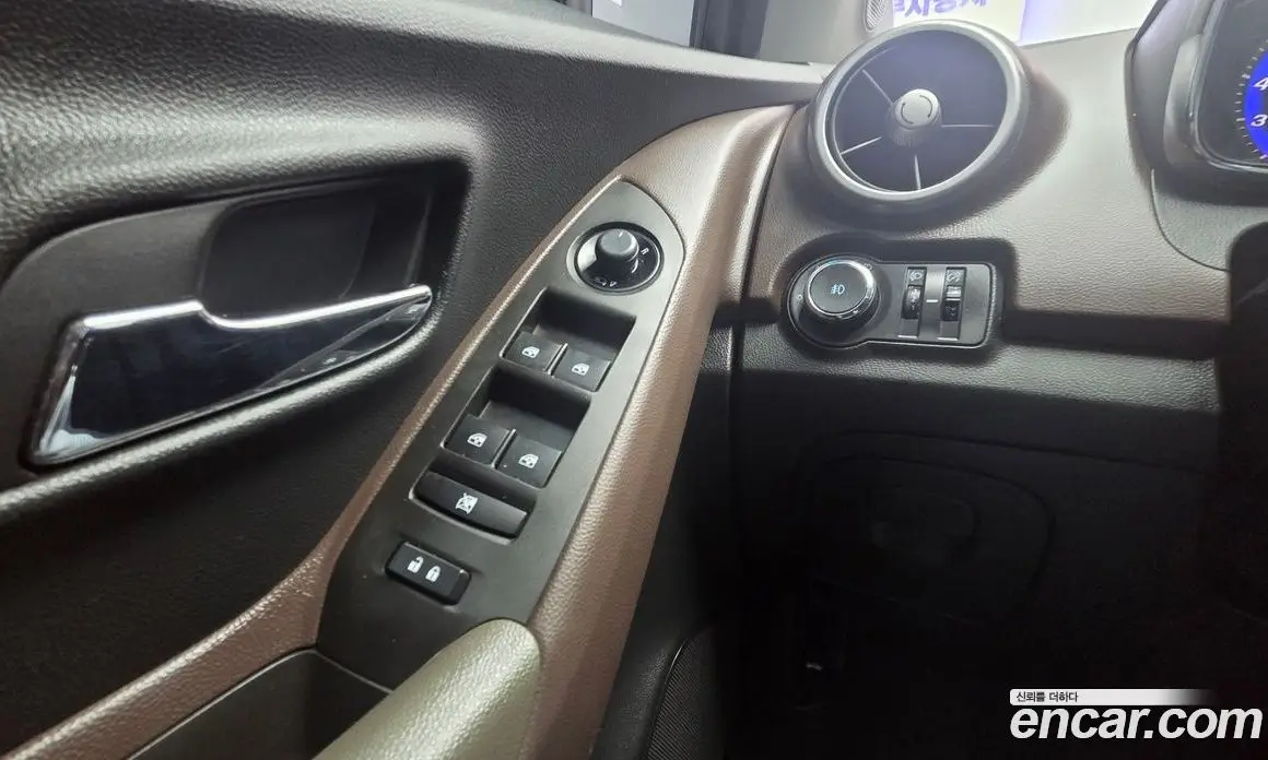 Chevrolet Trax 2013 1.4 автомат (гидро), фото 11