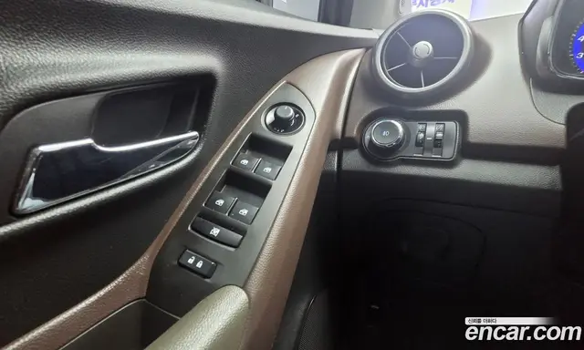 Chevrolet Trax 2013 1.4 автомат (гидро), миниатюра 11