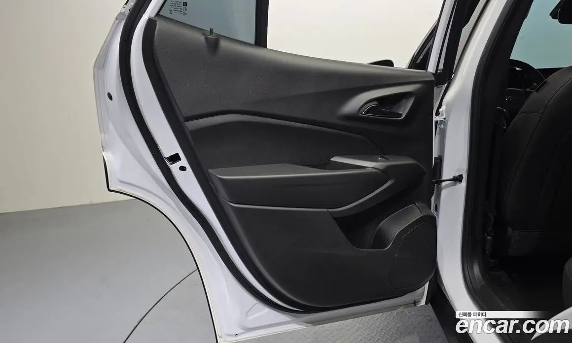 Chevrolet Trax 2023 1.2 автомат (гидро), фото 15