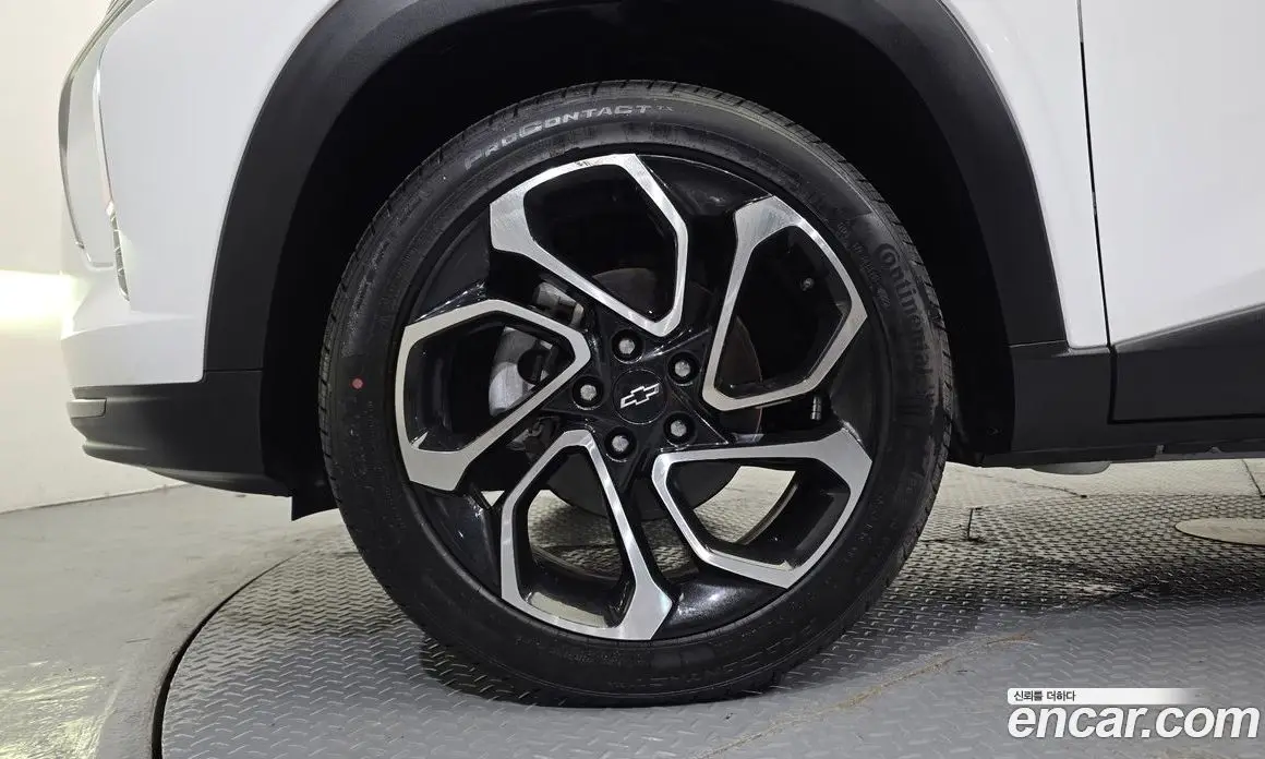 Chevrolet Trax 2023 1.2 автомат (гидро), фото 5