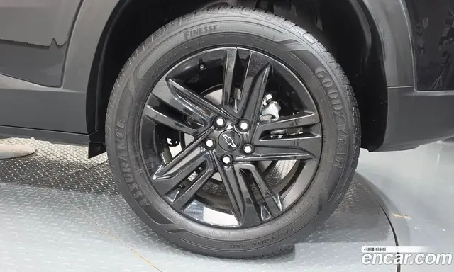 Chevrolet Trax 2024 1.2 автомат (гидро), миниатюра 6
