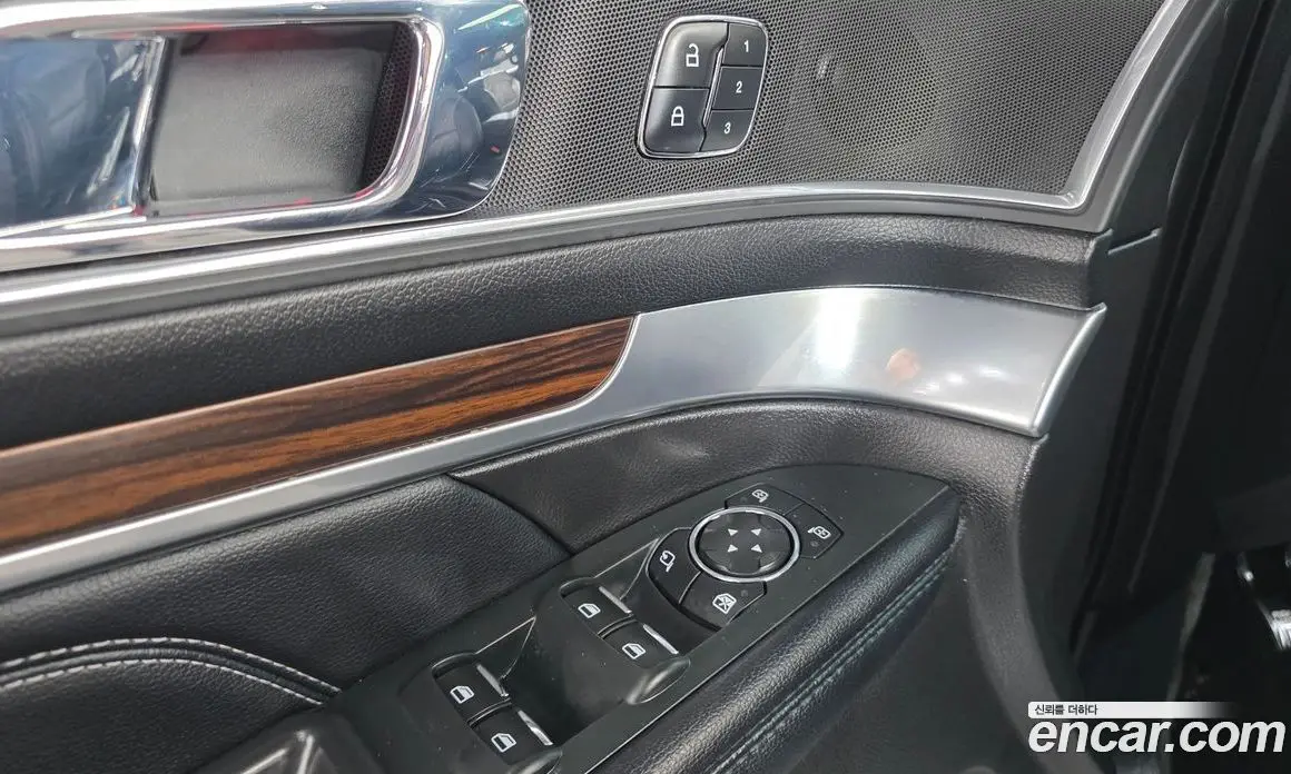 Ford Explorer 2017 2.3 автомат (гидро), фото 13