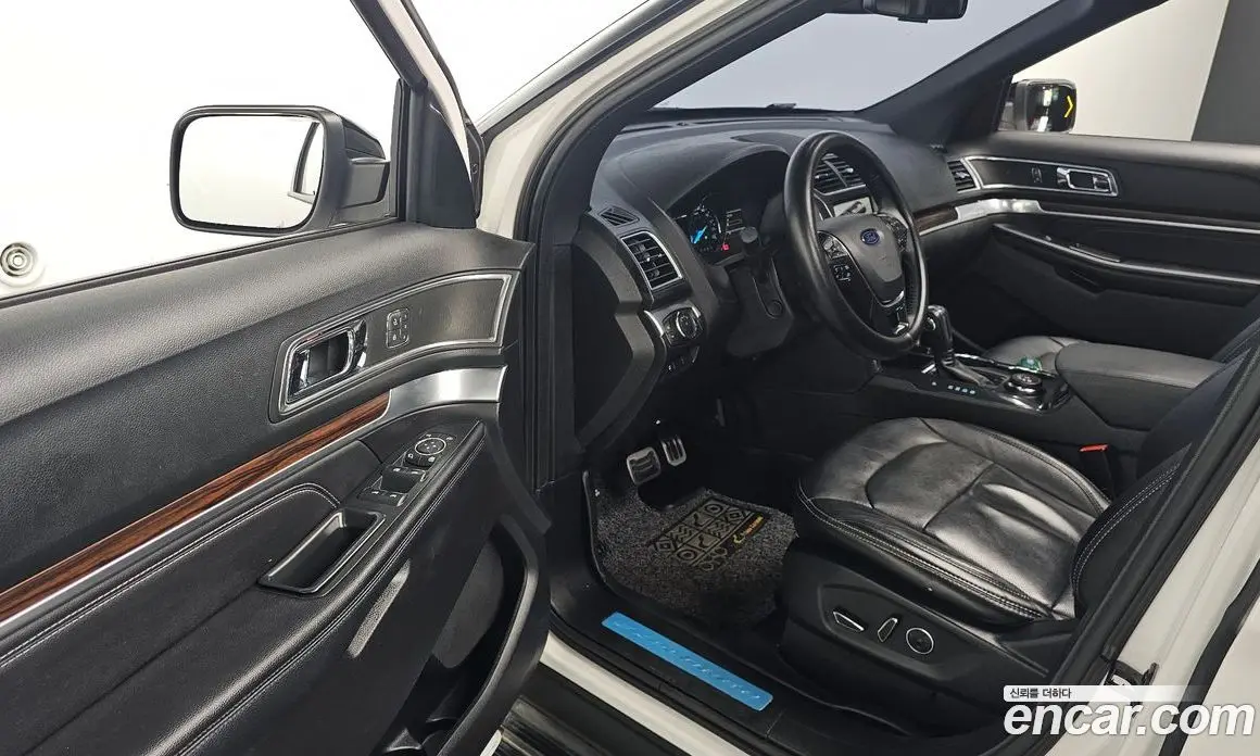 Ford Explorer 2018 2.3 автомат (гидро), фото 12