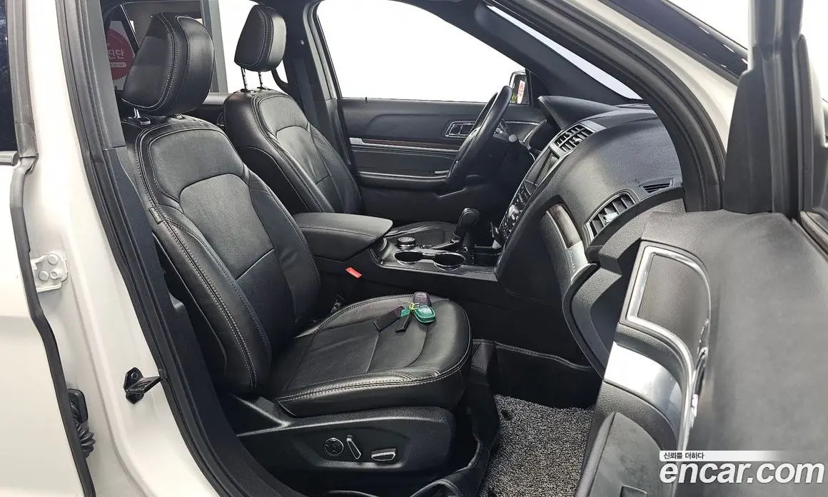 Ford Explorer 2018 2.3 автомат (гидро), фото 15