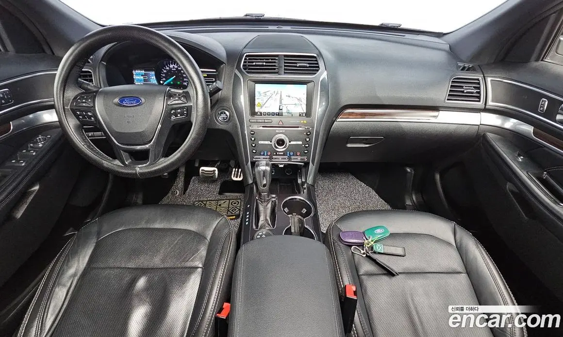 Ford Explorer 2018 2.3 автомат (гидро), фото 9