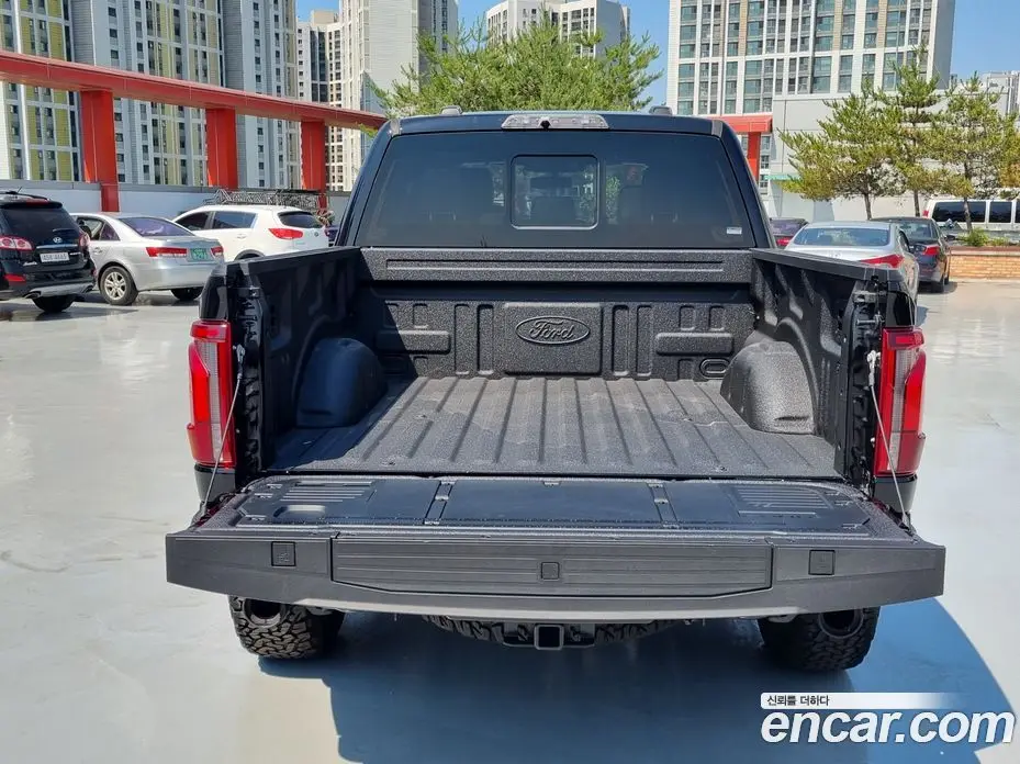 Ford F150 2025 5.2 автомат (гидро), фото 12