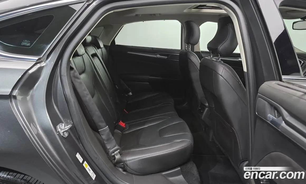 Ford Mondeo 2016 2.0 автомат (гидро), фото 11