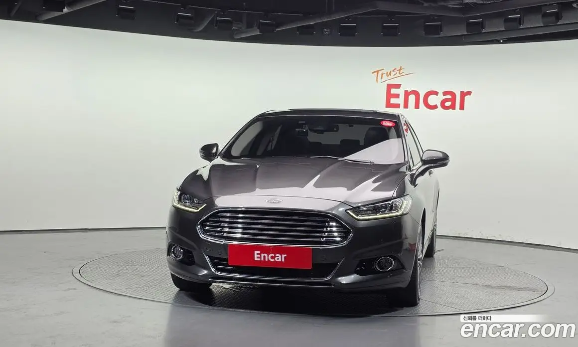 Ford Mondeo 2016 2.0 автомат (гидро), фото 3