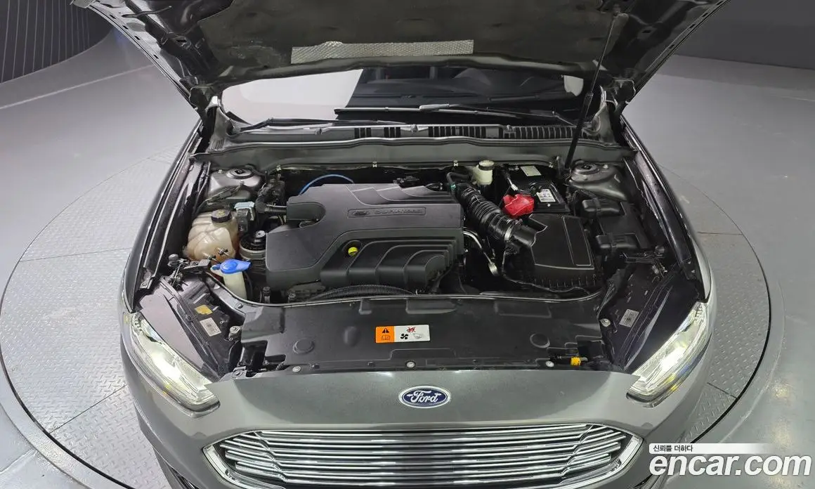 Ford Mondeo 2016 2.0 автомат (гидро), фото 6