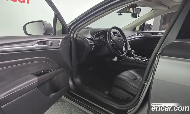 Ford Mondeo 2016 2.0 автомат (гидро), миниатюра 10