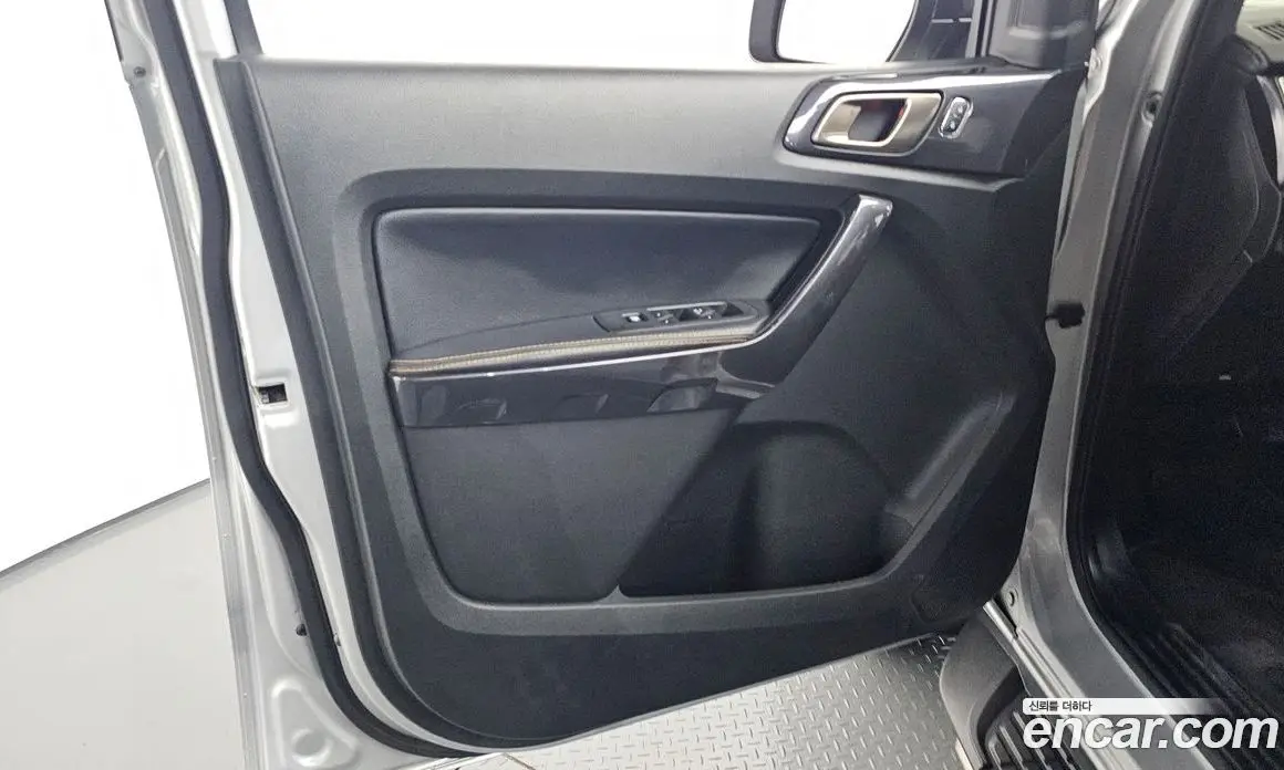 Ford Ranger 2021 2.0 автомат (гидро), фото 14