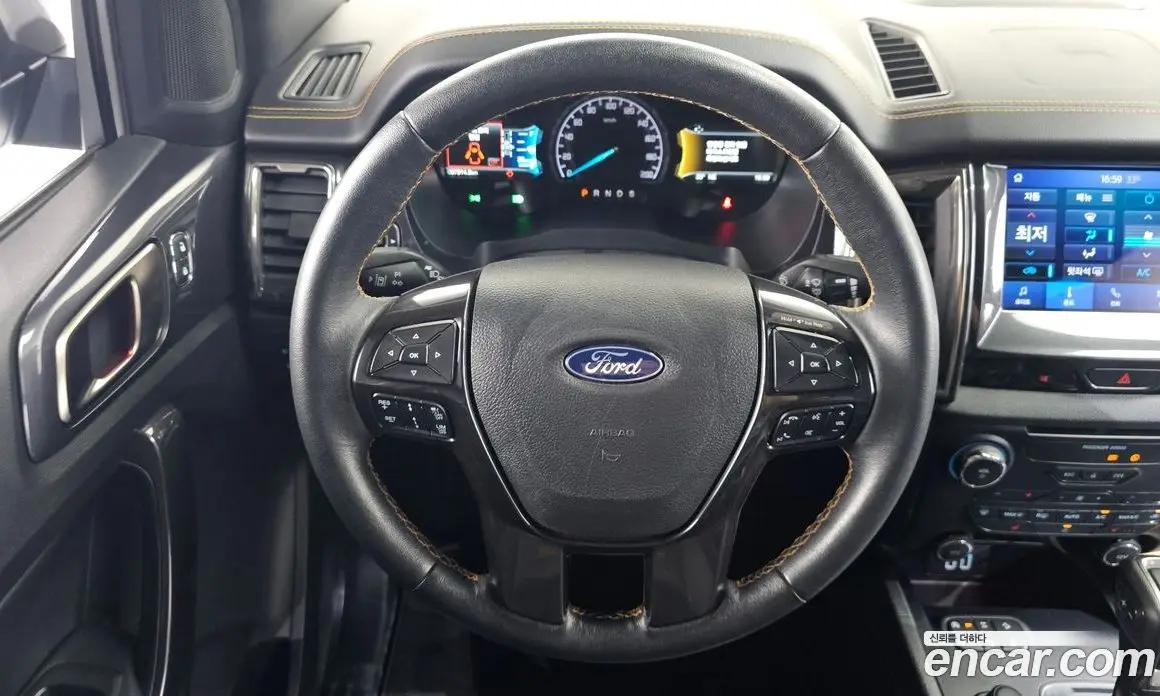 Ford Ranger 2021 2.0 автомат (гидро), фото 21