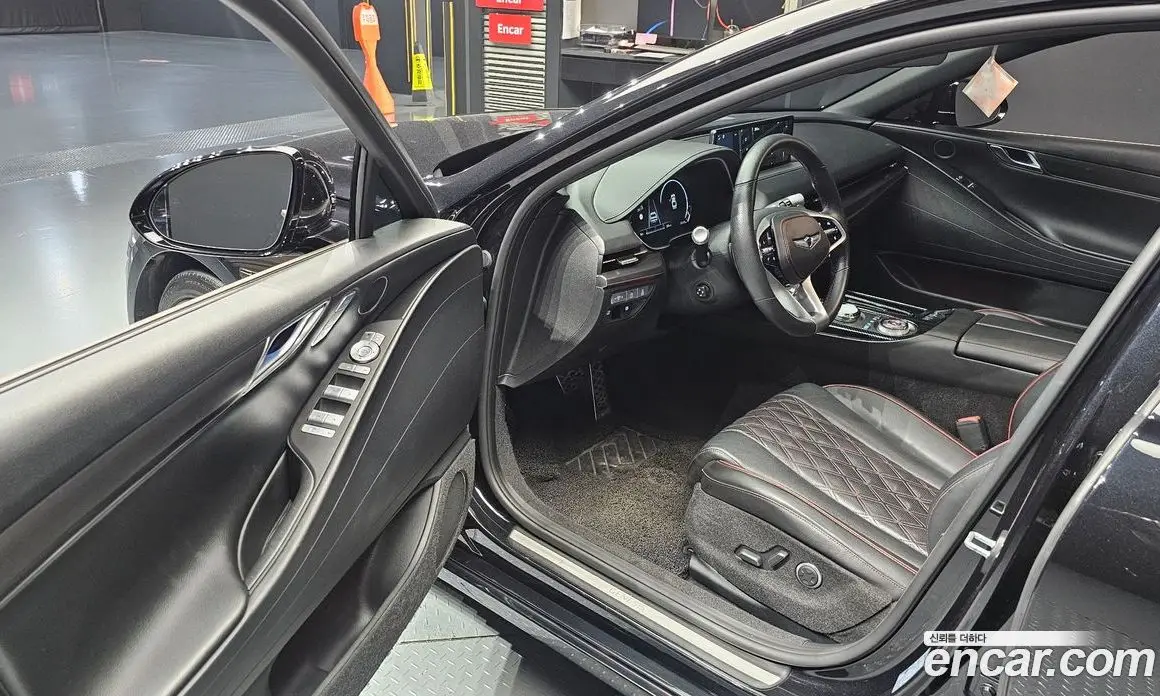 Genesis G80 2023 2.5 автомат (гидро), фото 13