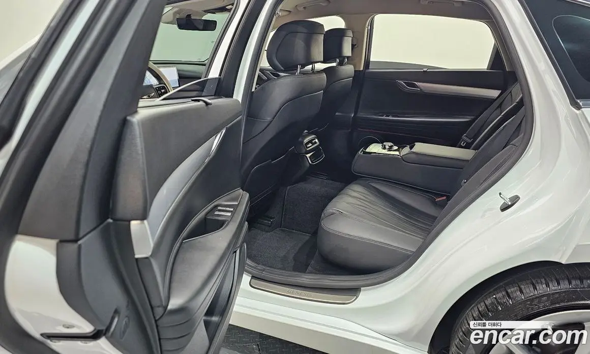 Genesis G80 2024 2.5 автомат (гидро), фото 17