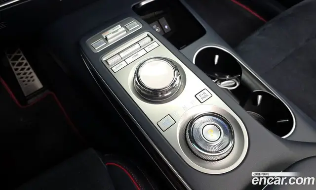Genesis GV70 2021 2.5 автомат (гидро), миниатюра 9