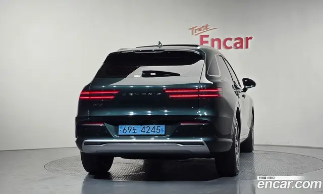 Genesis GV70 2022 0.1 автомат (гидро), миниатюра 4