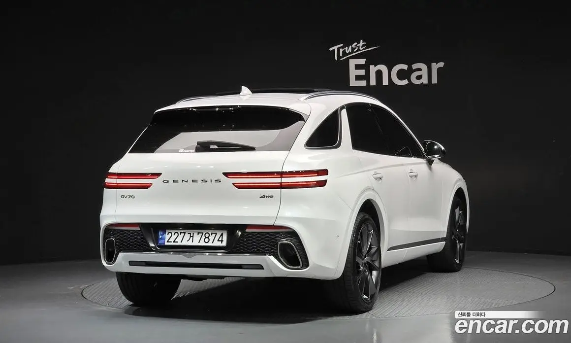 Genesis GV70 2022 2.5 автомат (гидро), фото 3