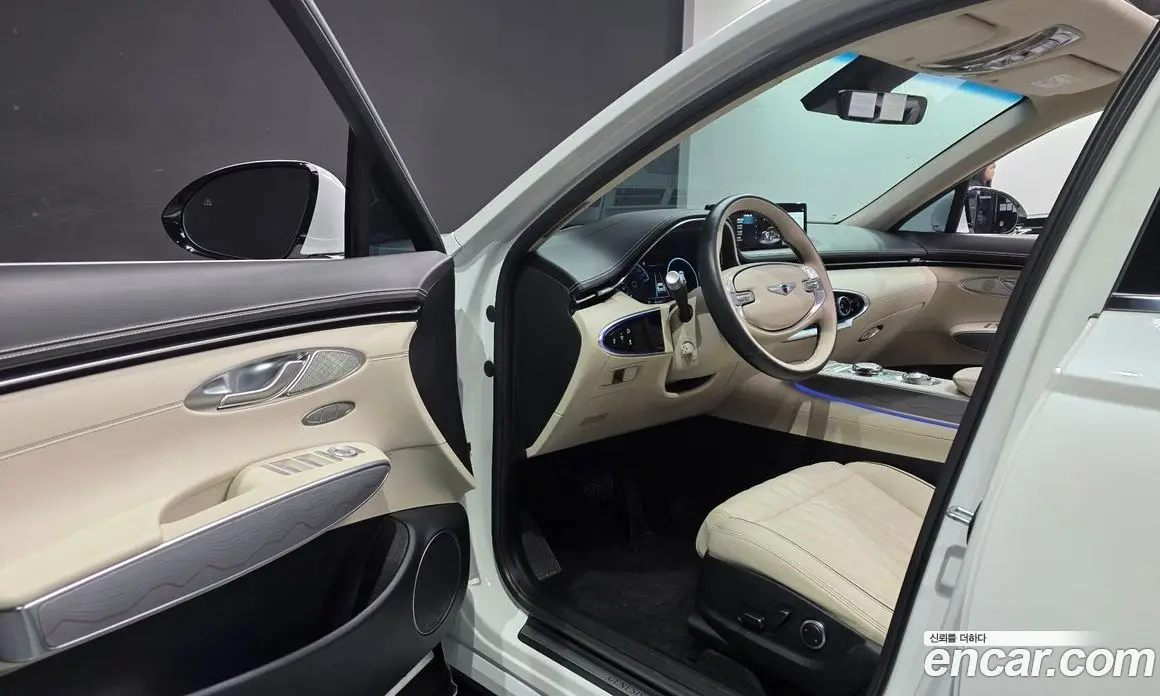 Genesis GV70 2022 2.5 автомат (гидро), фото 8