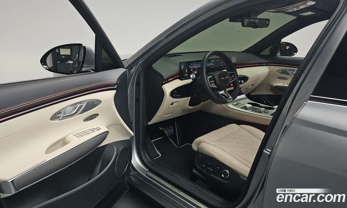 Genesis GV70 2025 3.5 автомат (гидро), фото 12