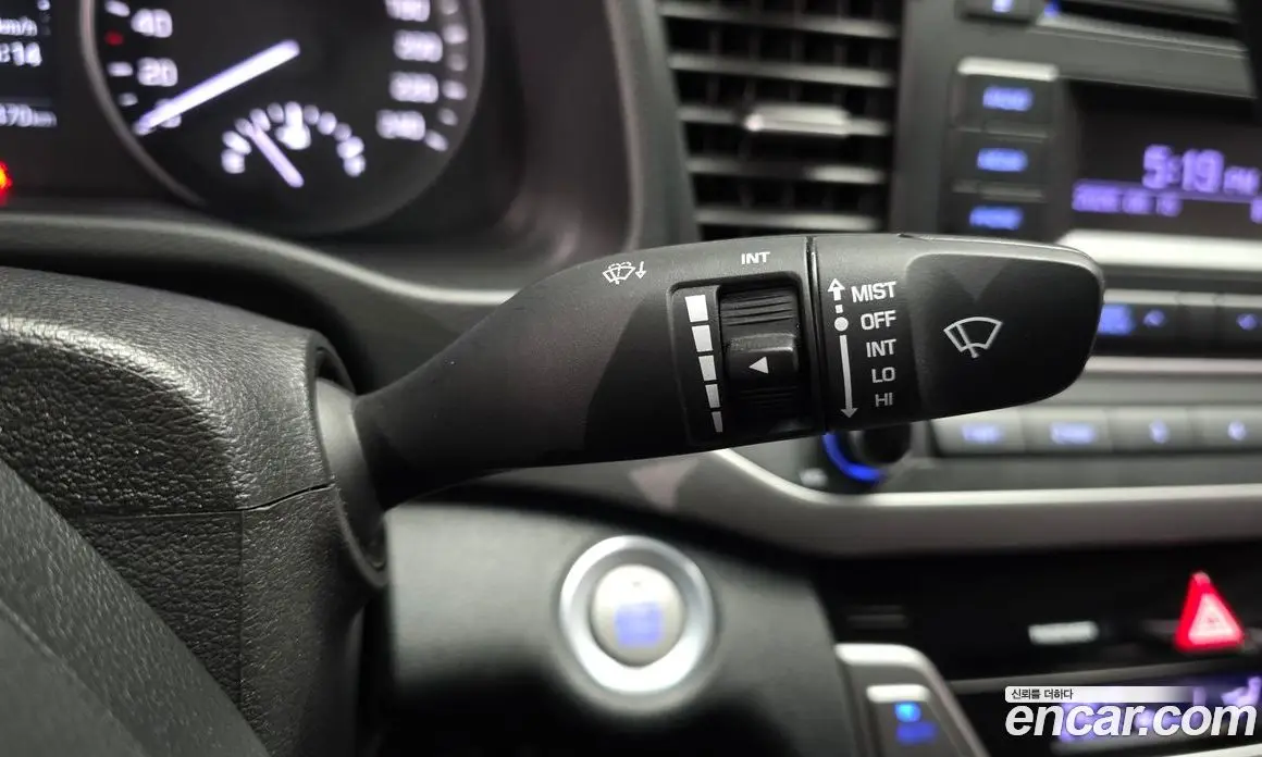 Hyundai Avante 2017 1.6 автомат (гидро), фото 29