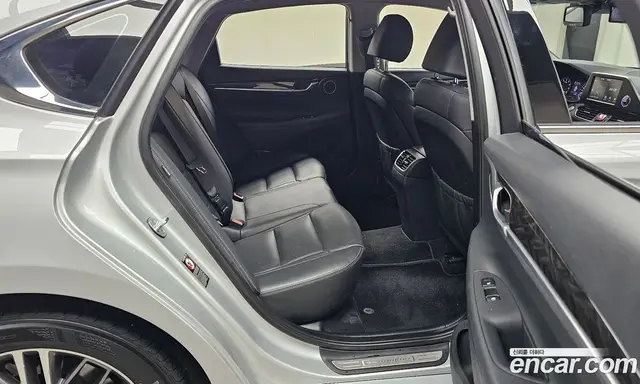 Hyundai Grandeur 2017 2.4 автомат (гидро), миниатюра 11
