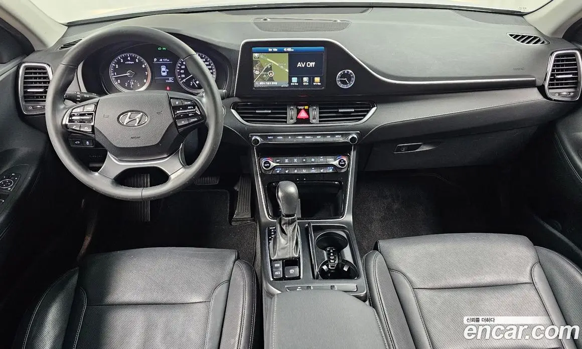 Hyundai Grandeur 2017 2.4 автомат (гидро), фото 7