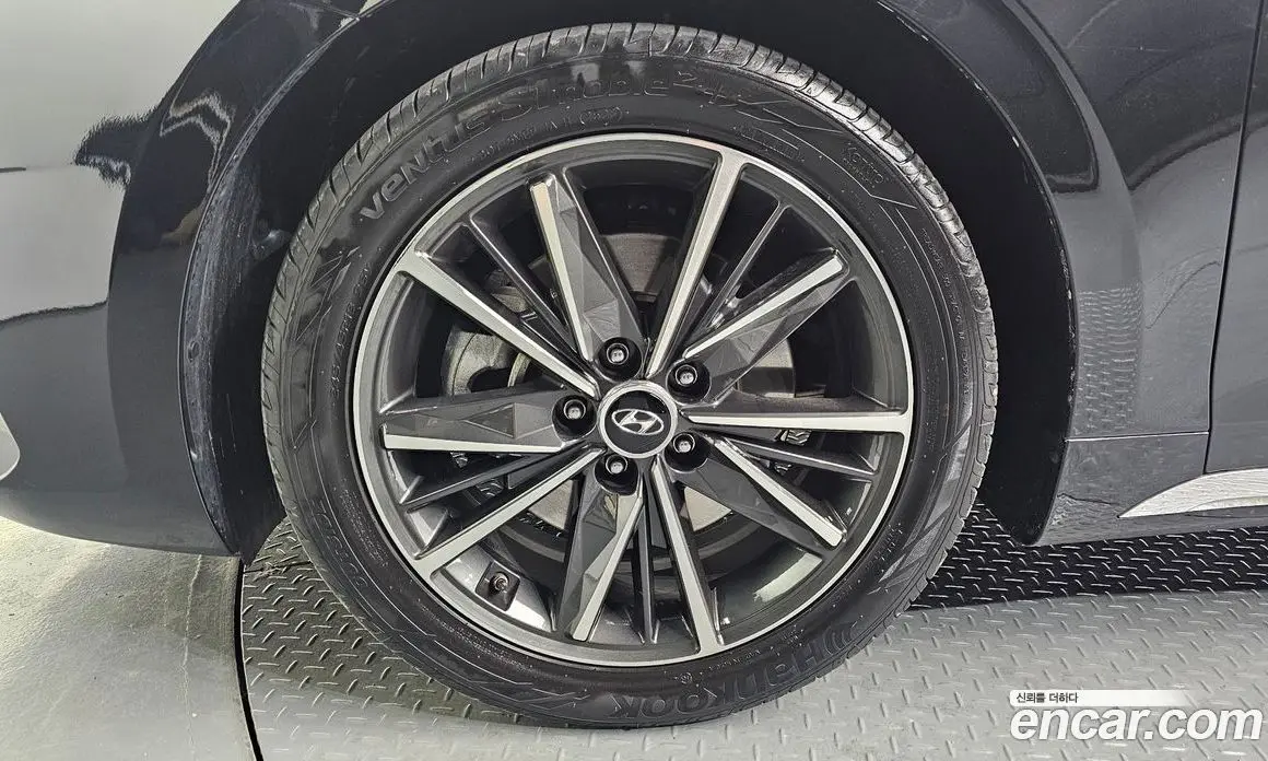 Hyundai Grandeur 2022 2.5 автомат (гидро), фото 5