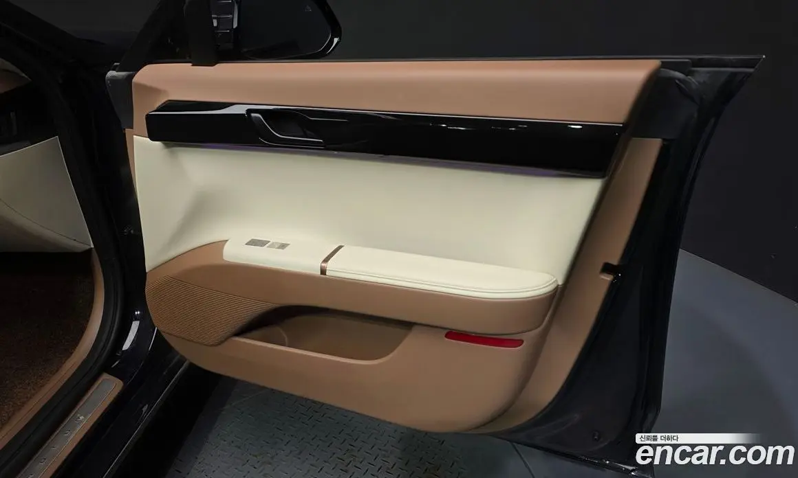 Hyundai Grandeur 2023 2.5 автомат (гидро), фото 14
