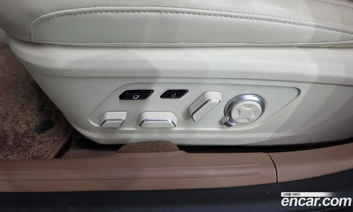 Hyundai Grandeur 2023 2.5 автомат (гидро), фото 31