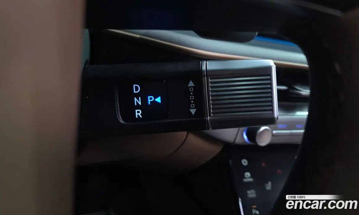 Hyundai Grandeur 2023 2.5 автомат (гидро), фото 12
