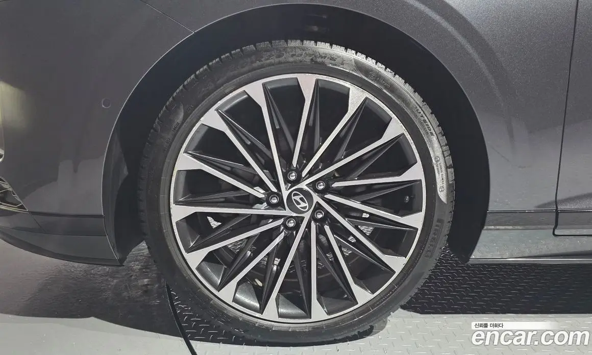 Hyundai Grandeur 2023 2.5 автомат (гидро), фото 5