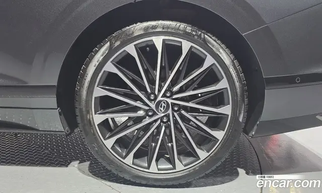 Hyundai Grandeur 2023 2.5 автомат (гидро), миниатюра 7