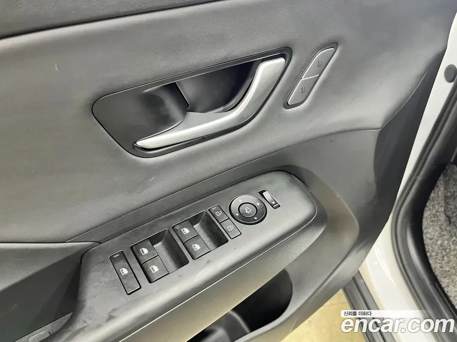 Hyundai Kona 2024 1.6 автомат (гидро), фото 16