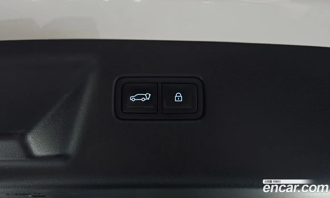 Hyundai Santa Fe 2023 2.5 автомат (гидро), фото 17