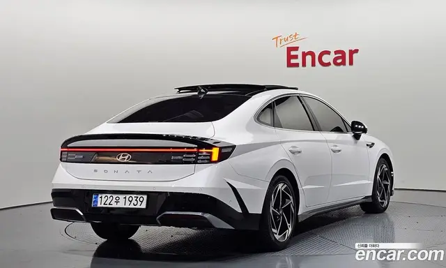 Hyundai Sonata 2023 1.6 автомат (гидро), миниатюра 2