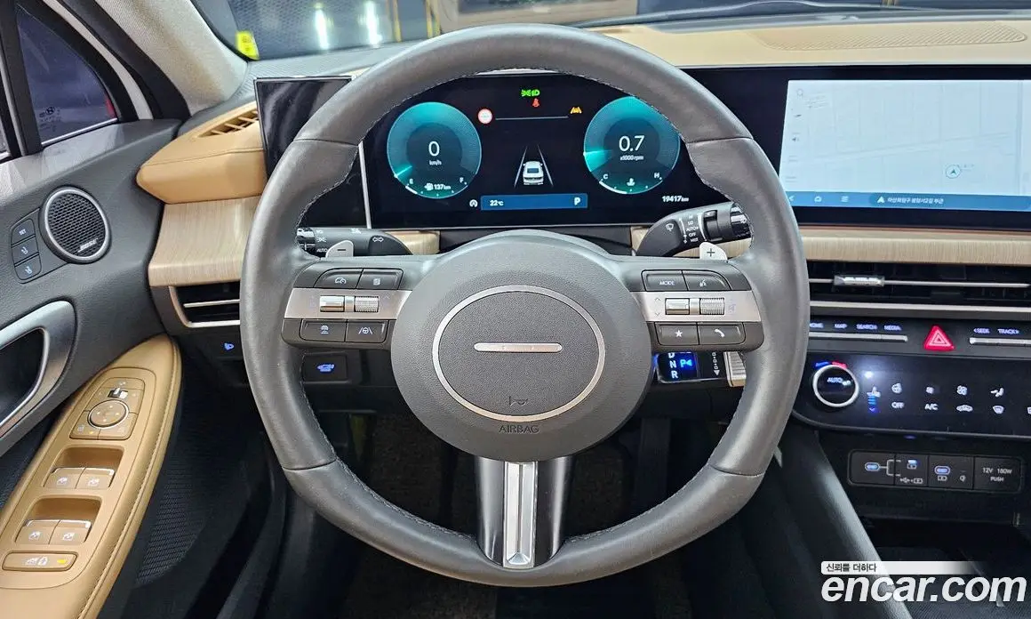 Hyundai Sonata 2023 1.6 автомат (гидро), фото 13
