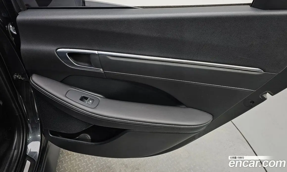 Hyundai Sonata 2023 2.0 автомат (гидро), фото 14