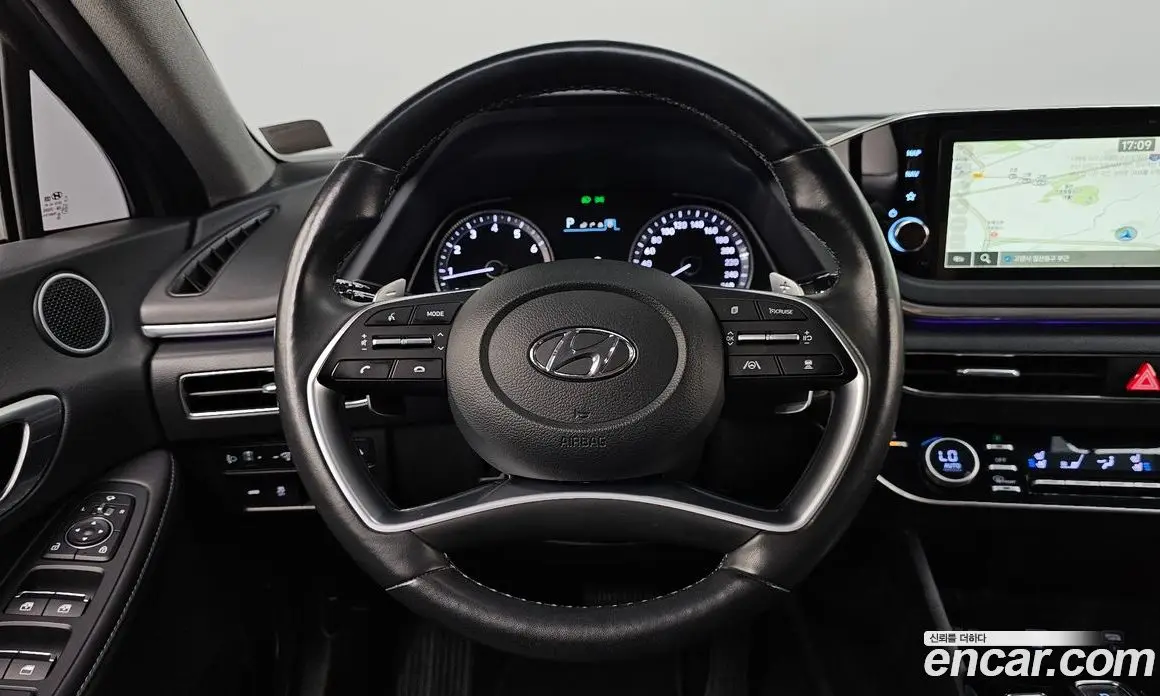 Hyundai Sonata 2023 2.0 автомат (гидро), фото 18