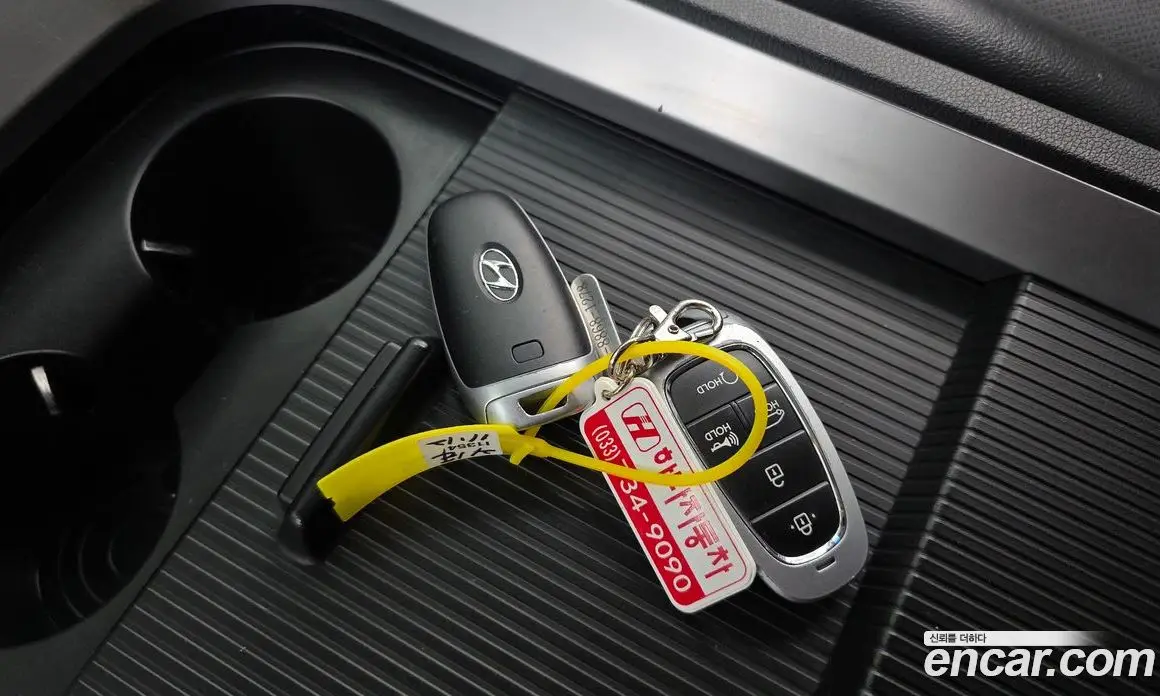 Hyundai Staria 2021 2.2 автомат (гидро), фото 16