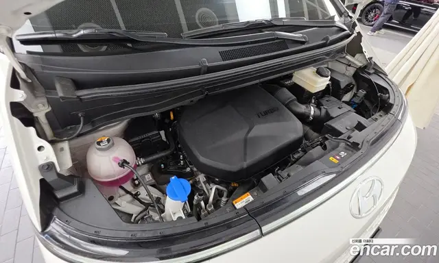 Hyundai Staria 2021 2.2 автомат (гидро), миниатюра 6