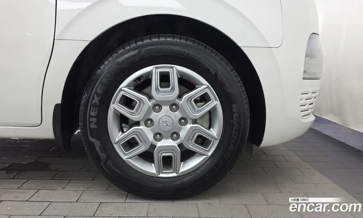 Hyundai Staria 2021 2.2 автомат (гидро), фото 7