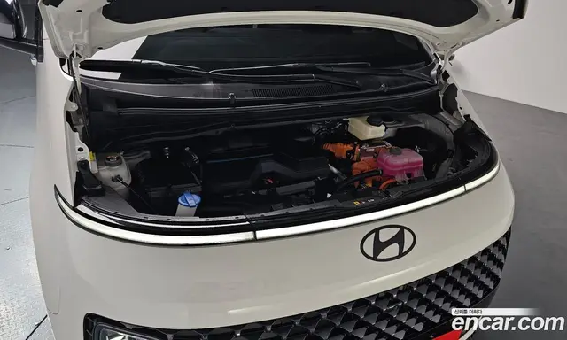 Hyundai Staria 2024 1.6 автомат (гидро), миниатюра 5