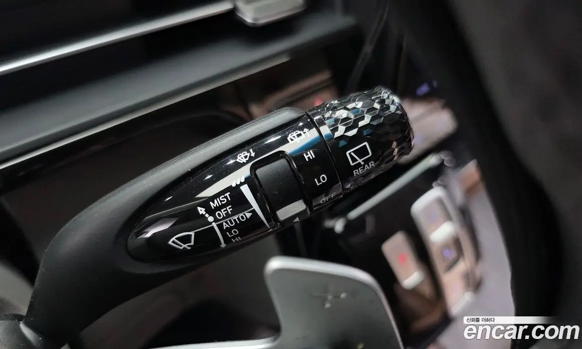 Hyundai Staria 2025 2.2 автомат (гидро), фото 23