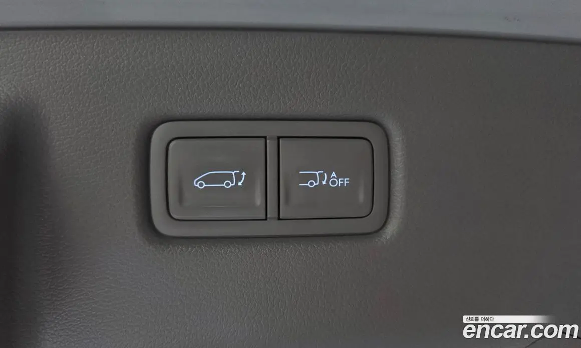 Hyundai Staria 2025 2.2 автомат (гидро), фото 31