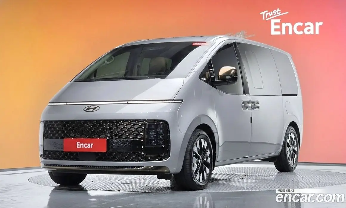 Hyundai Staria 2025 2.2 автомат (гидро), фото 33