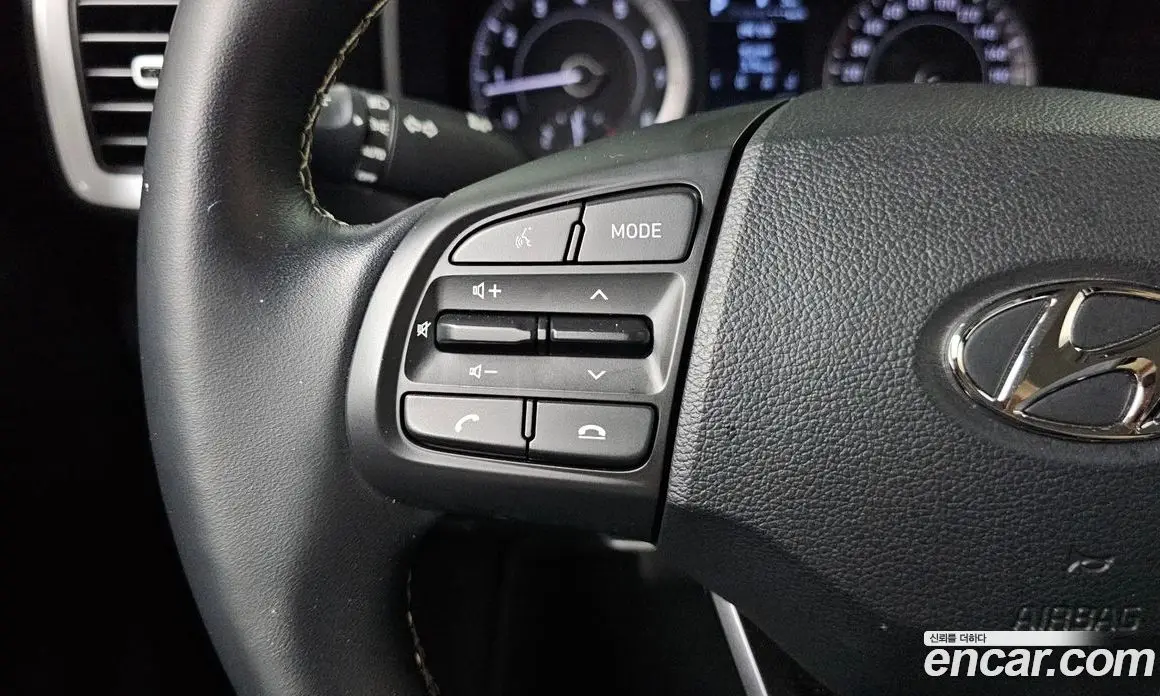 Hyundai Venue 2021 1.6 автомат (гидро), фото 22