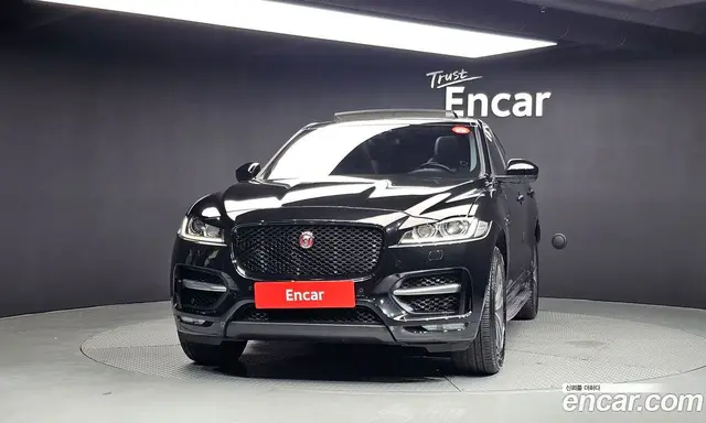 Jaguar F-Pace 2016 2.0 автомат (гидро), миниатюра 3 Jaguar F-Pace 2016 2.0 автомат (гидро), миниатюра 3