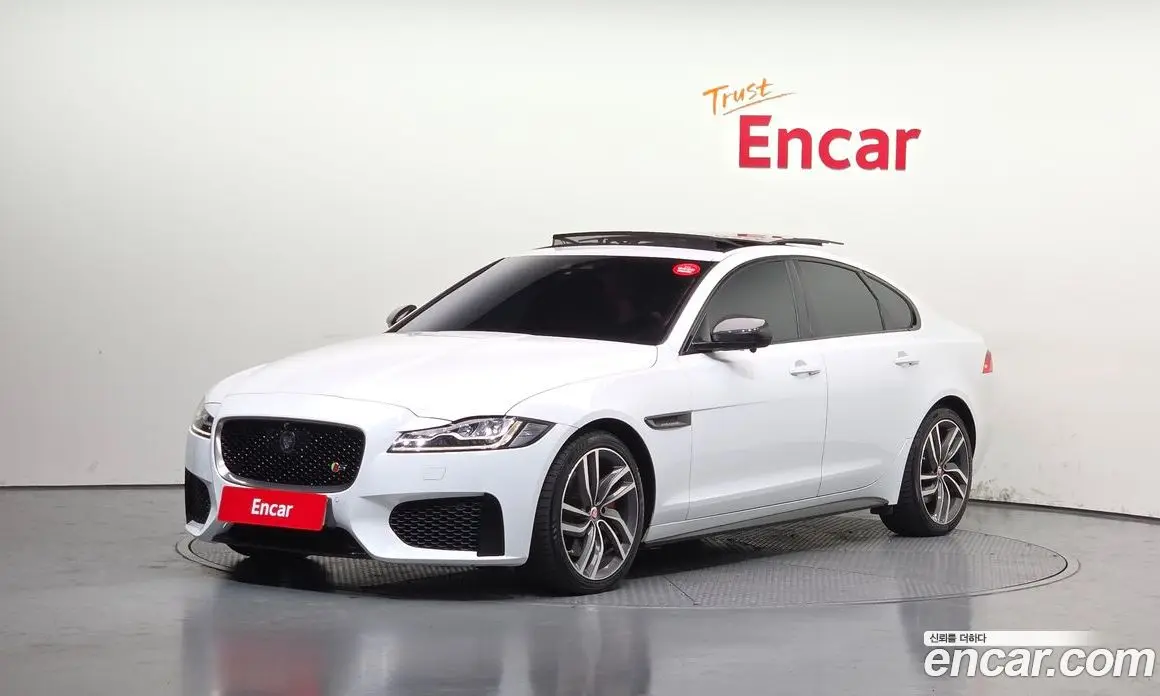 Jaguar XF 2017 3.0 автомат (гидро), фото 1 Jaguar XF 2017 3.0 автомат (гидро), фото 1