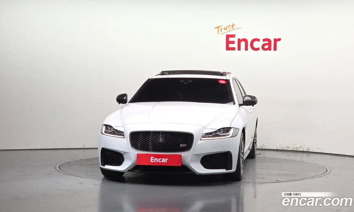 Jaguar XF 2017 3.0 автомат (гидро), фото 3 Jaguar XF 2017 3.0 автомат (гидро), фото 3