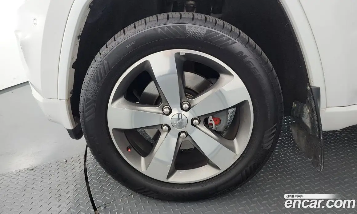 Jeep Cherokee 2016 3.0 автомат (гидро), фото 5